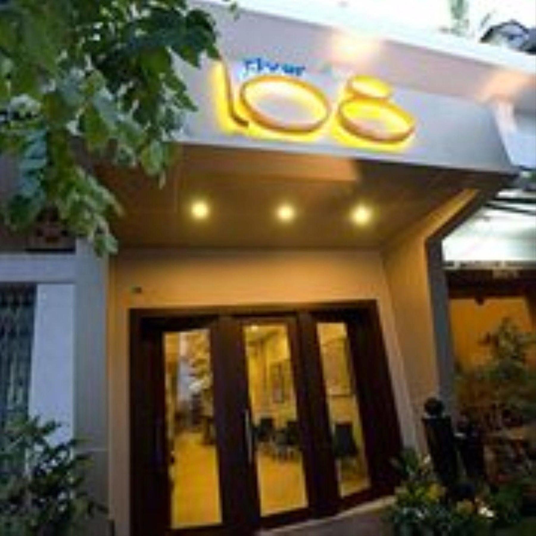 Riverview Cambodia Boutique Hotel プノンペン エクステリア 写真