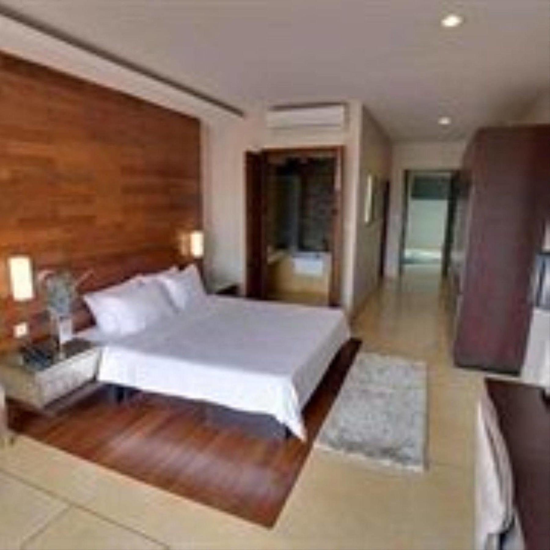 Riverview Cambodia Boutique Hotel プノンペン エクステリア 写真